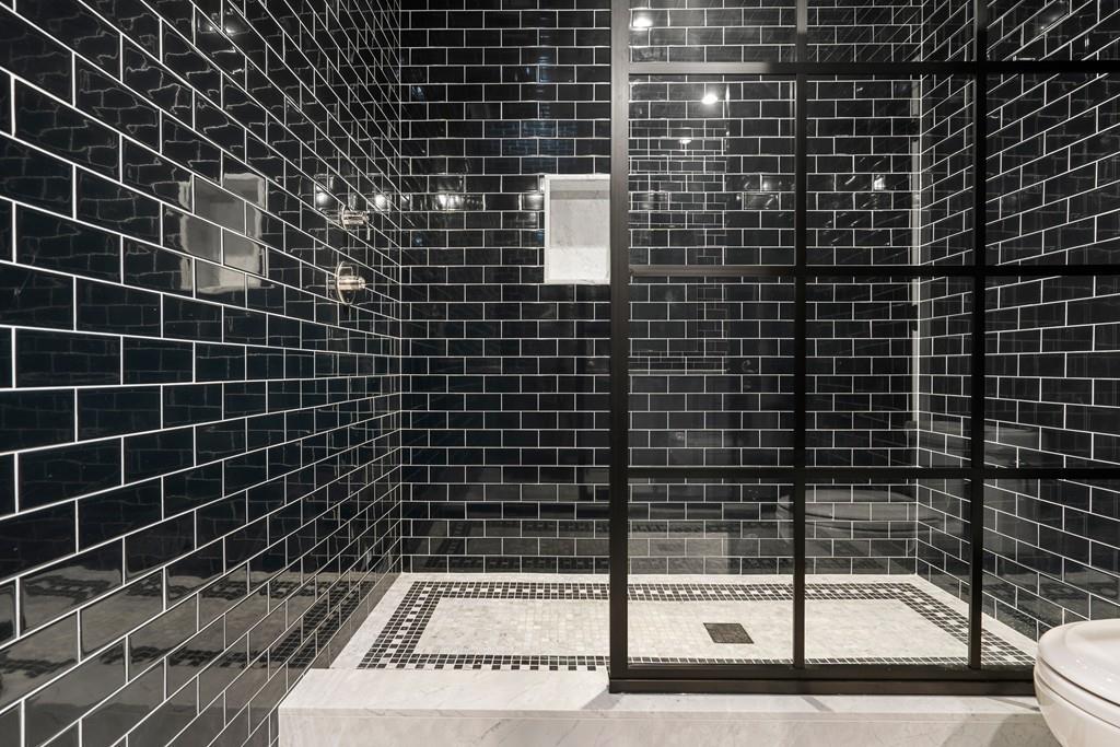 1-11 Kenilworth Road Wellesley, MA 02482 - Photo 13 of 14