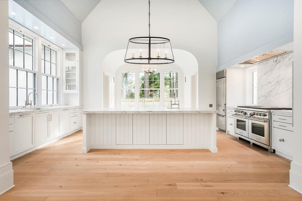 1-11 Kenilworth Road Wellesley, MA 02482 - Photo 5 of 14