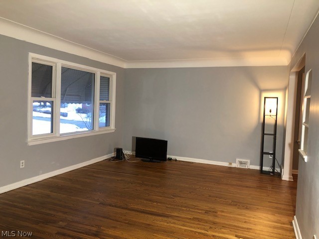 4125 Stonehaven Road Cleveland, OH 44121 - Photo 6 of 13 Livingroom with refinished hardwood floors.