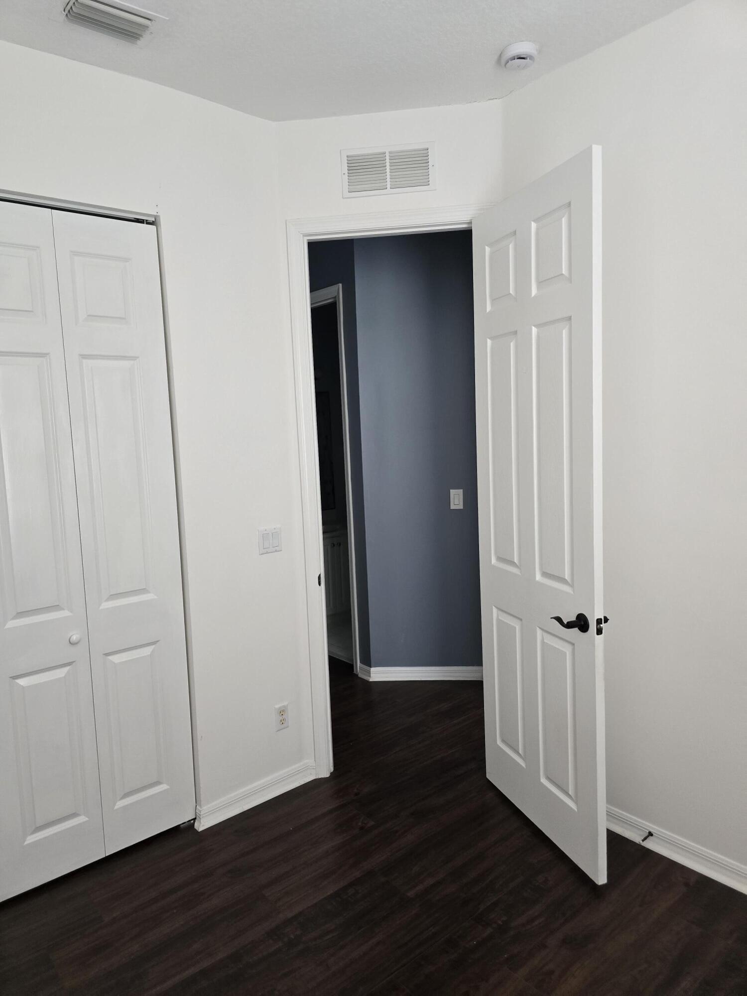 4261 East Main Street Jupiter, FL 33458 - Photo 6 of 29 20260608_125757
