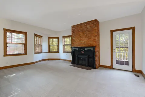 $995,000 | 197 North Kent Street, St. Paul, MN 55102