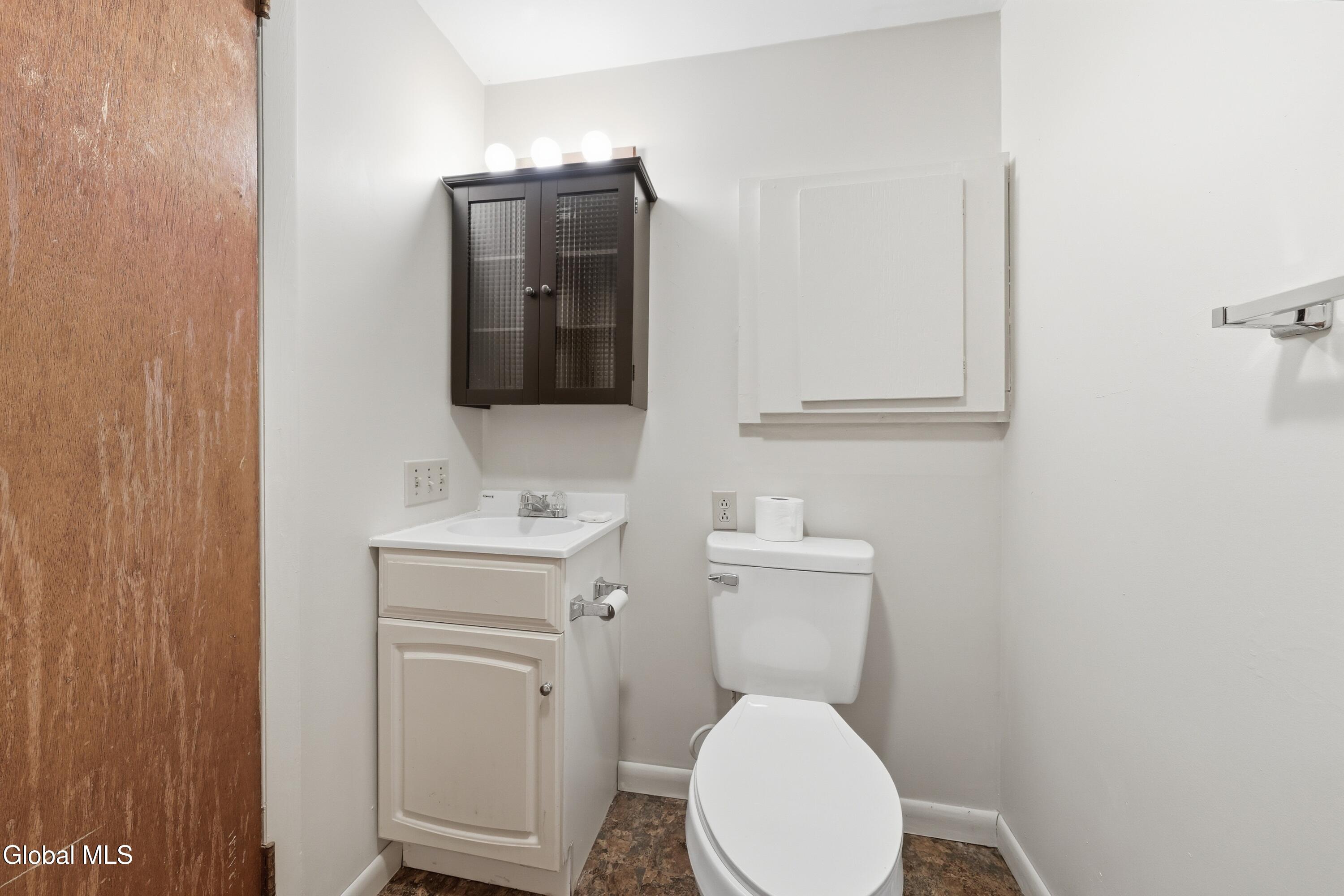 1117 Balltown Road Niskayuna, NY 12309 - Photo 34 of 39 DSC03320