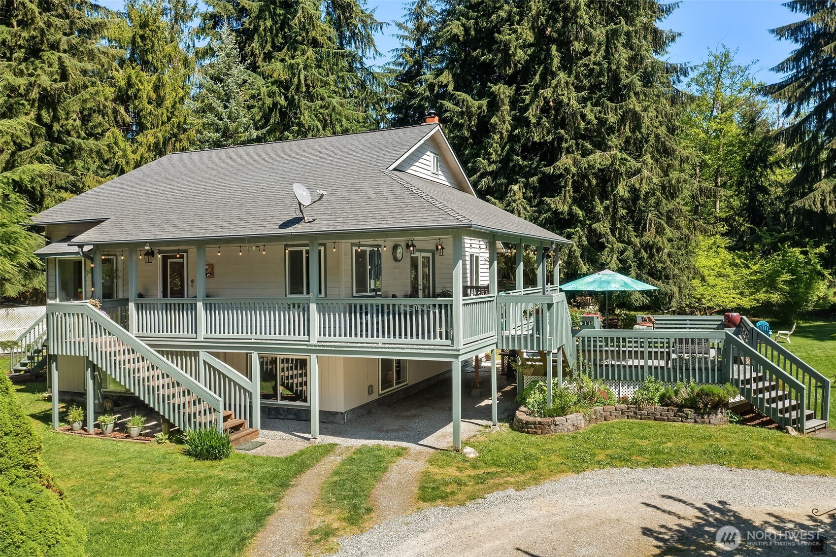 27428 97th Avenue Southwest Vashon, WA 98070 - Photo 3 of 33
