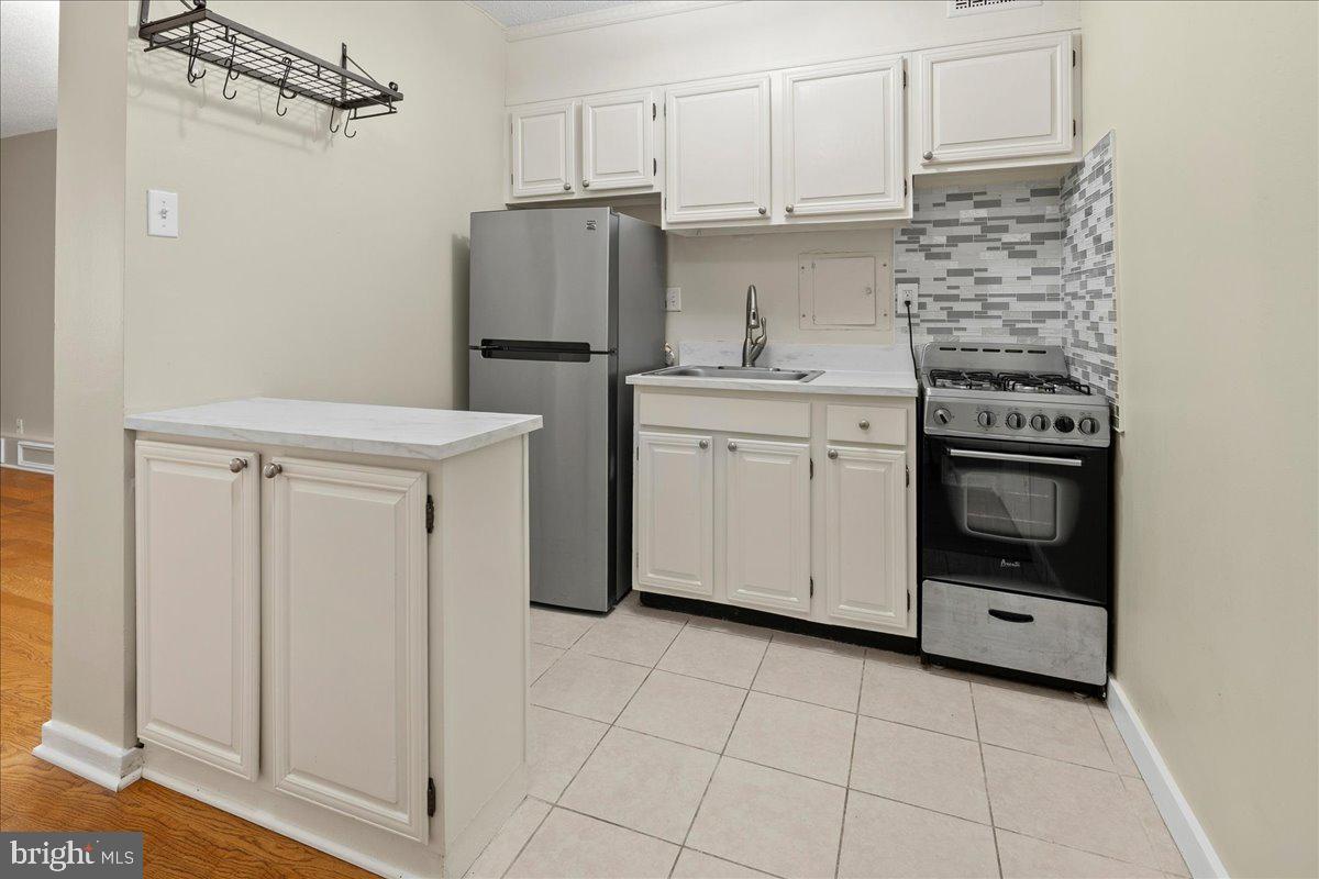 1250 Southwest 4th Street Southwest, Unit W104 Washington, DC 20024 - Photo 15 of 41