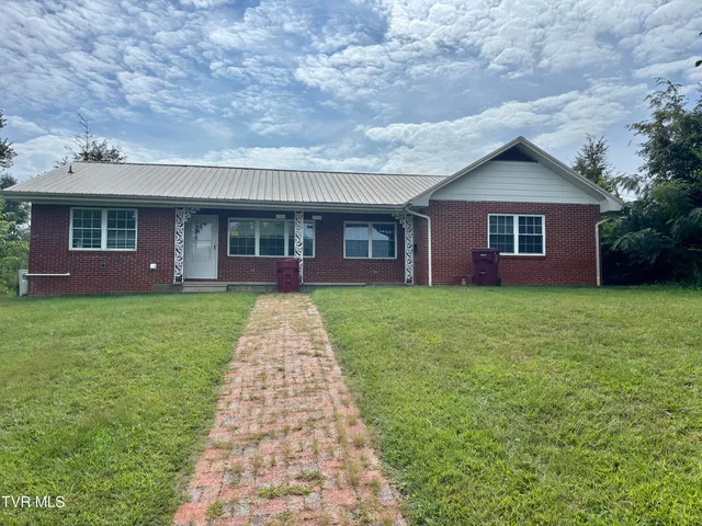 $1,300 | 1506 East Holston Avenue, Johnson City, TN 37601
