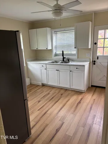 $1,300 | 1506 East Holston Avenue, Johnson City, TN 37601