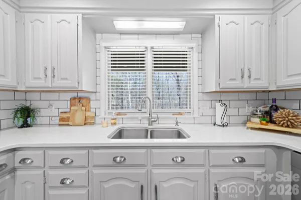 $715,000 | 208 Falcon Drive, Concord, NC 28025
