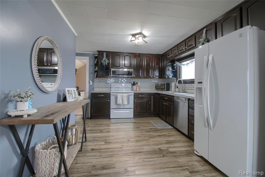 13974 Carleton West Road Carleton, MI 48117 - Photo 10 of 64