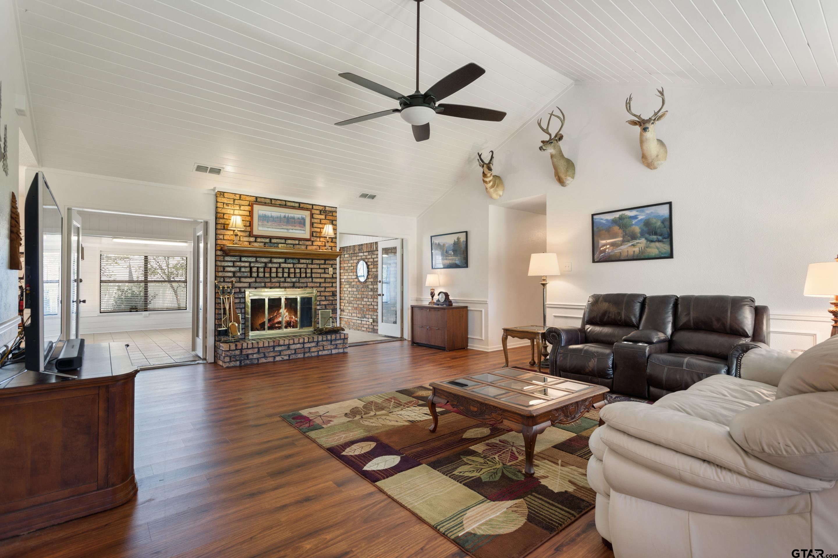507 Ridgeway Drive Chandler, TX 75758 - Photo 7 of 37