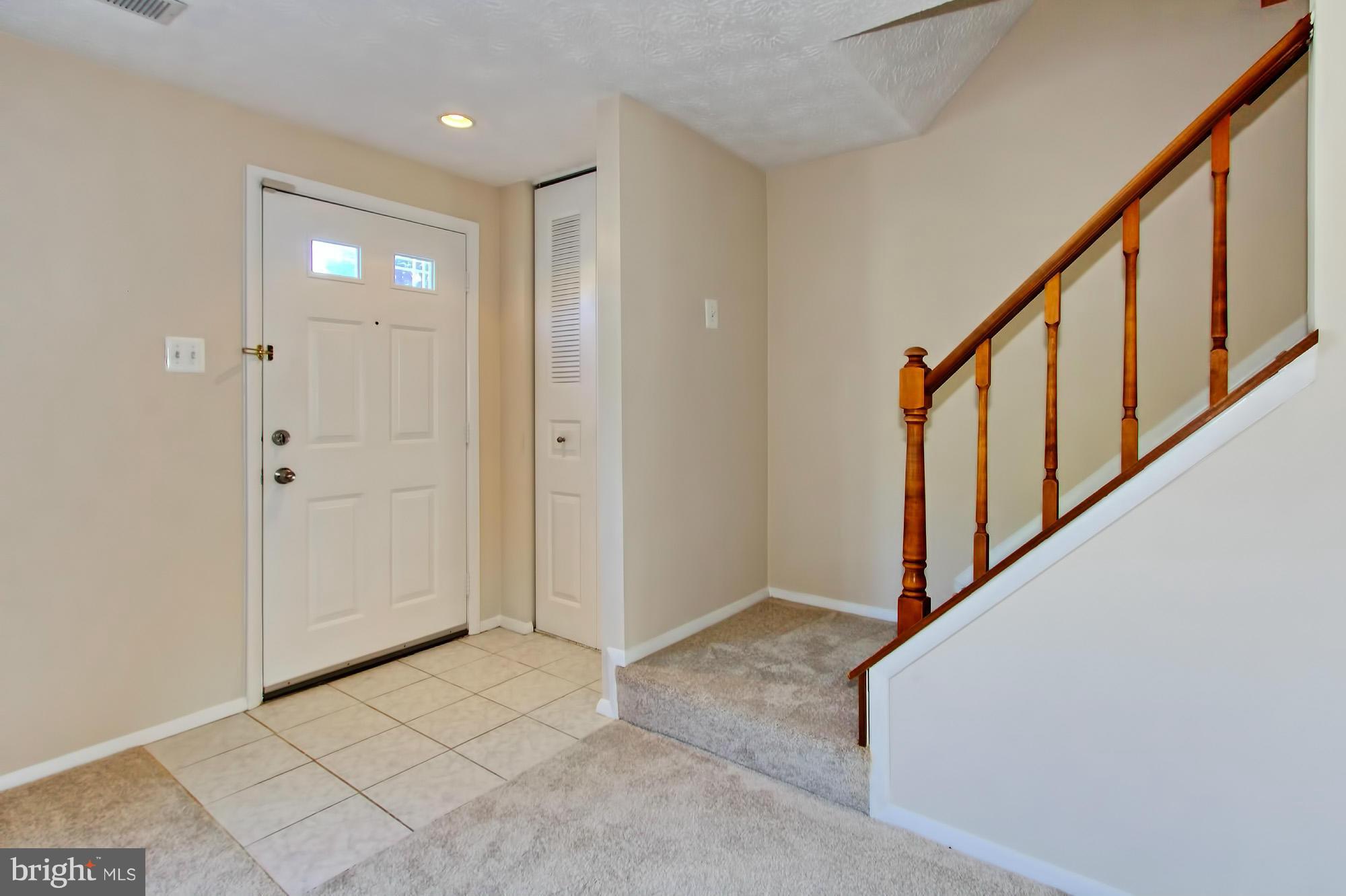 8307 Bark Tree Court Springfield, VA 22153 - Photo 3 of 29 Interior (General)
