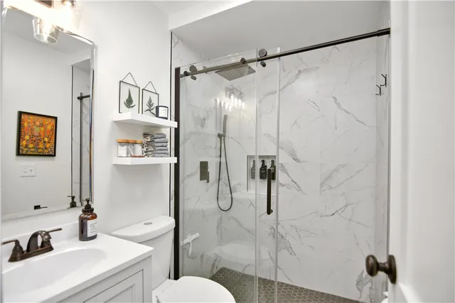 $269,900 | 900 Captains Cove Court, Unit 2, Salem, SC 29676