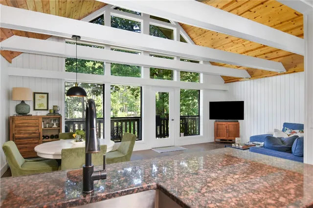 $269,900 | 900 Captains Cove Court, Unit 2, Salem, SC 29676