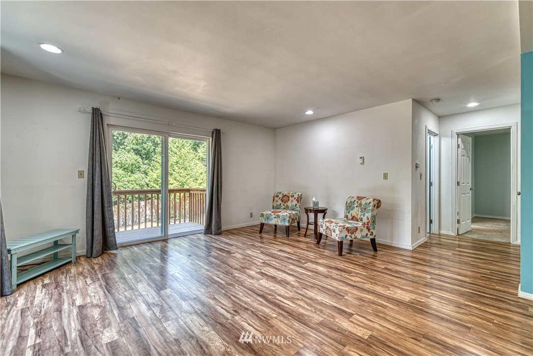 1497 Southwest Cook Road Port Orchard, WA 98367 - Photo 7 of 35 Gallery Image 7