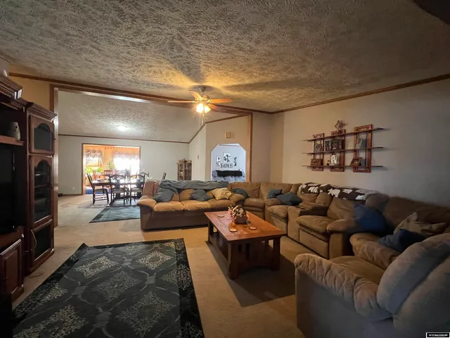 $279,000 | 85 Burlington Street, Lysite, WY 82642