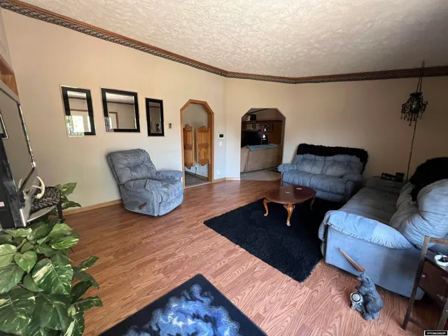 $279,000 | 85 Burlington Street, Lysite, WY 82642