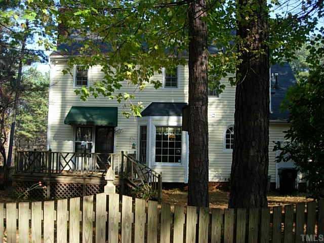 7705 Bluff Top Court Raleigh, NC 27615 - Photo 4 of 10