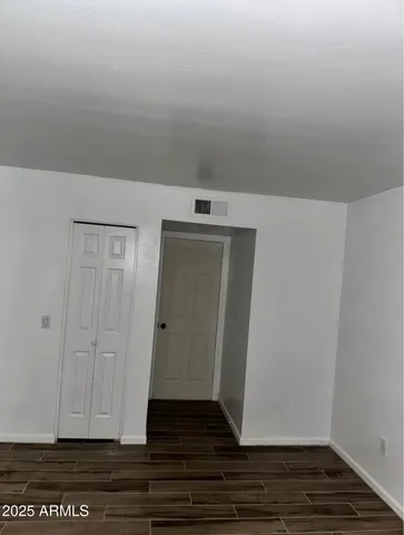 a view of utility room