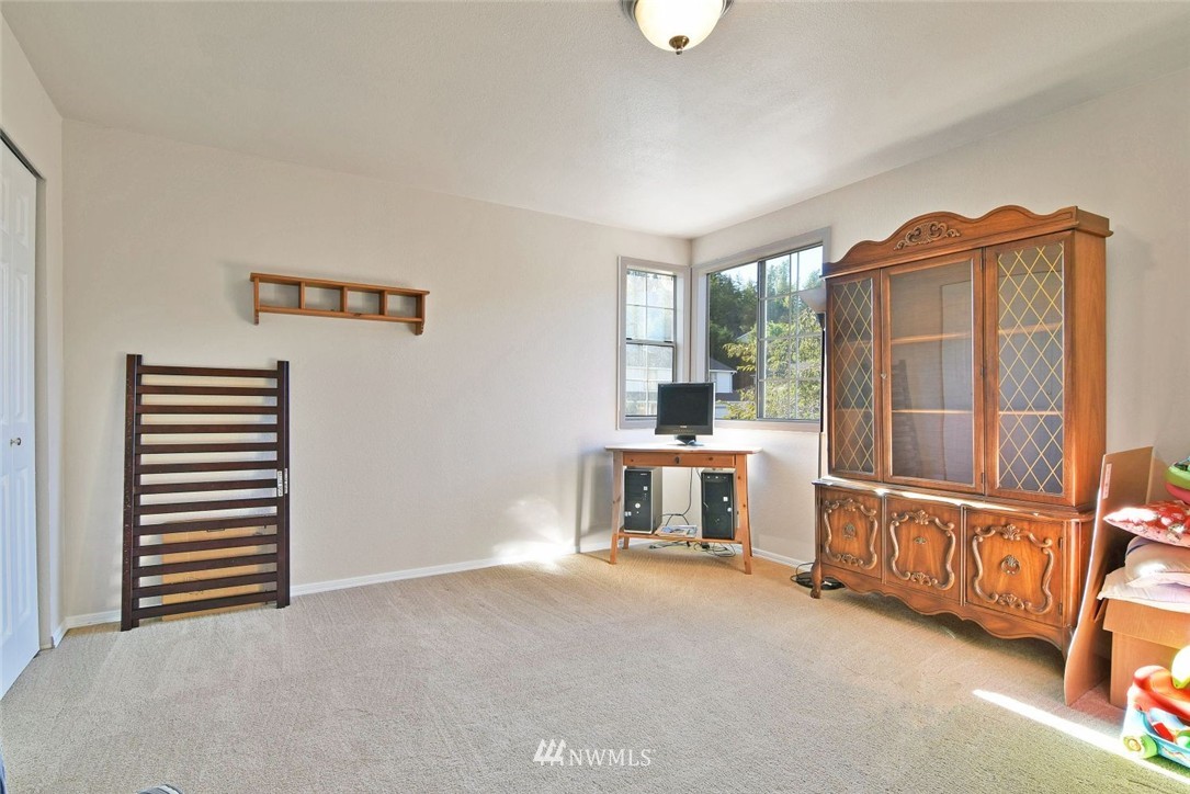 22405 6th Drive Southeast Bothell, WA 98021 - Photo 15 of 23 Gallery Image 15