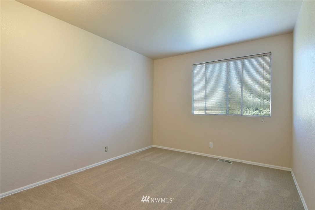 22405 6th Drive Southeast Bothell, WA 98021 - Photo 16 of 23 Gallery Image 16