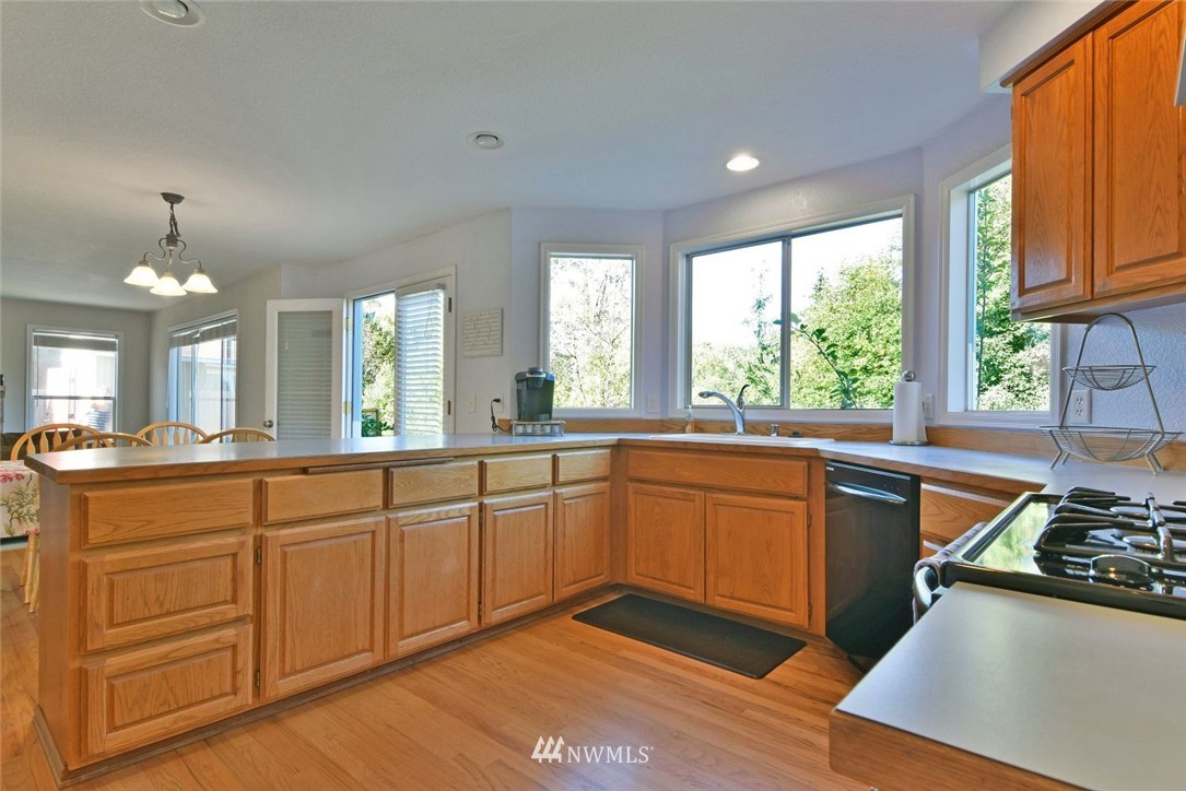 22405 6th Drive Southeast Bothell, WA 98021 - Photo 7 of 23 Gallery Image 7