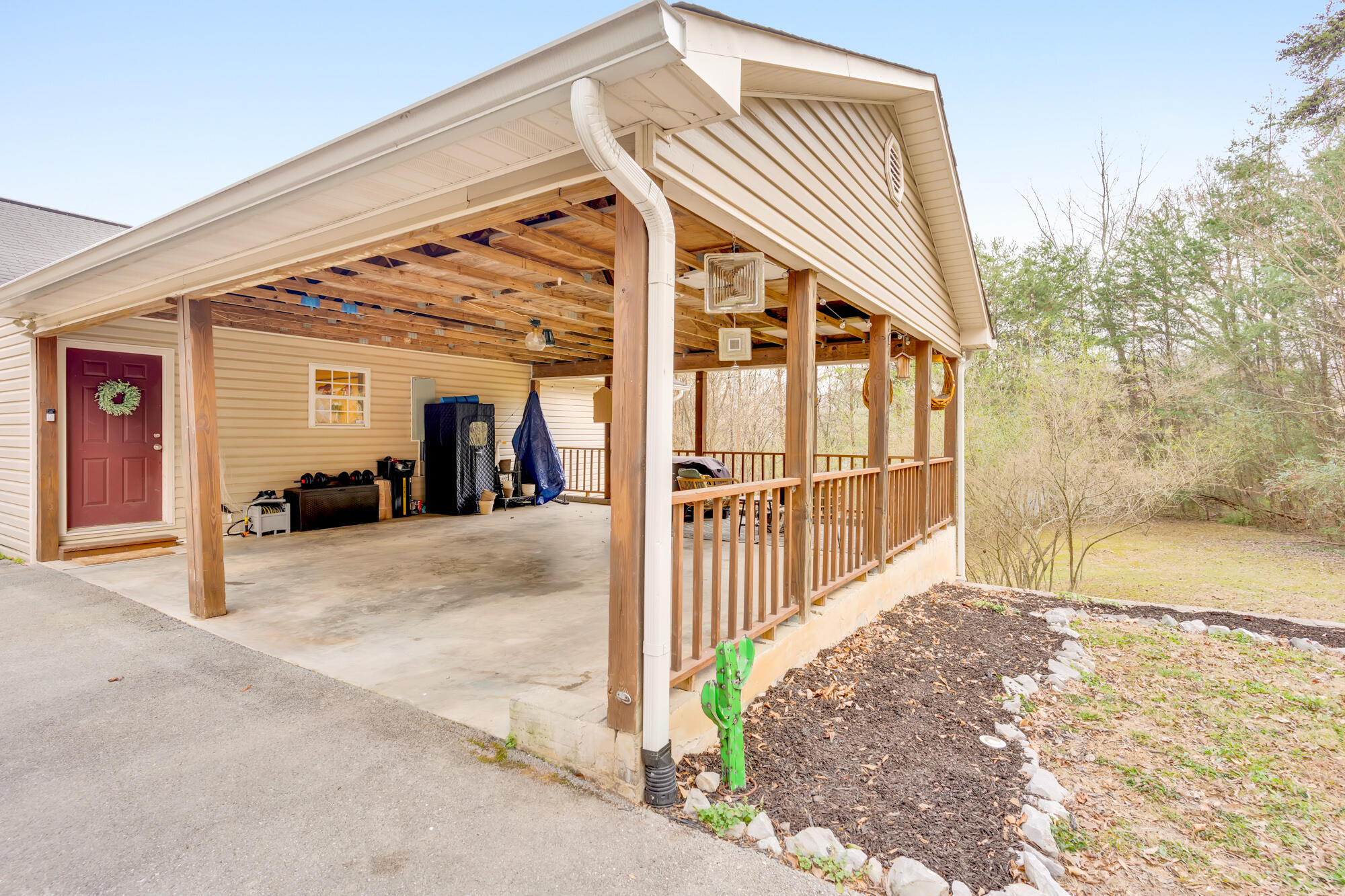 4991 Eldridge Road Hixson, TN 37343 - Photo 5 of 27 4991-Eldridge-MLS-Photos-5