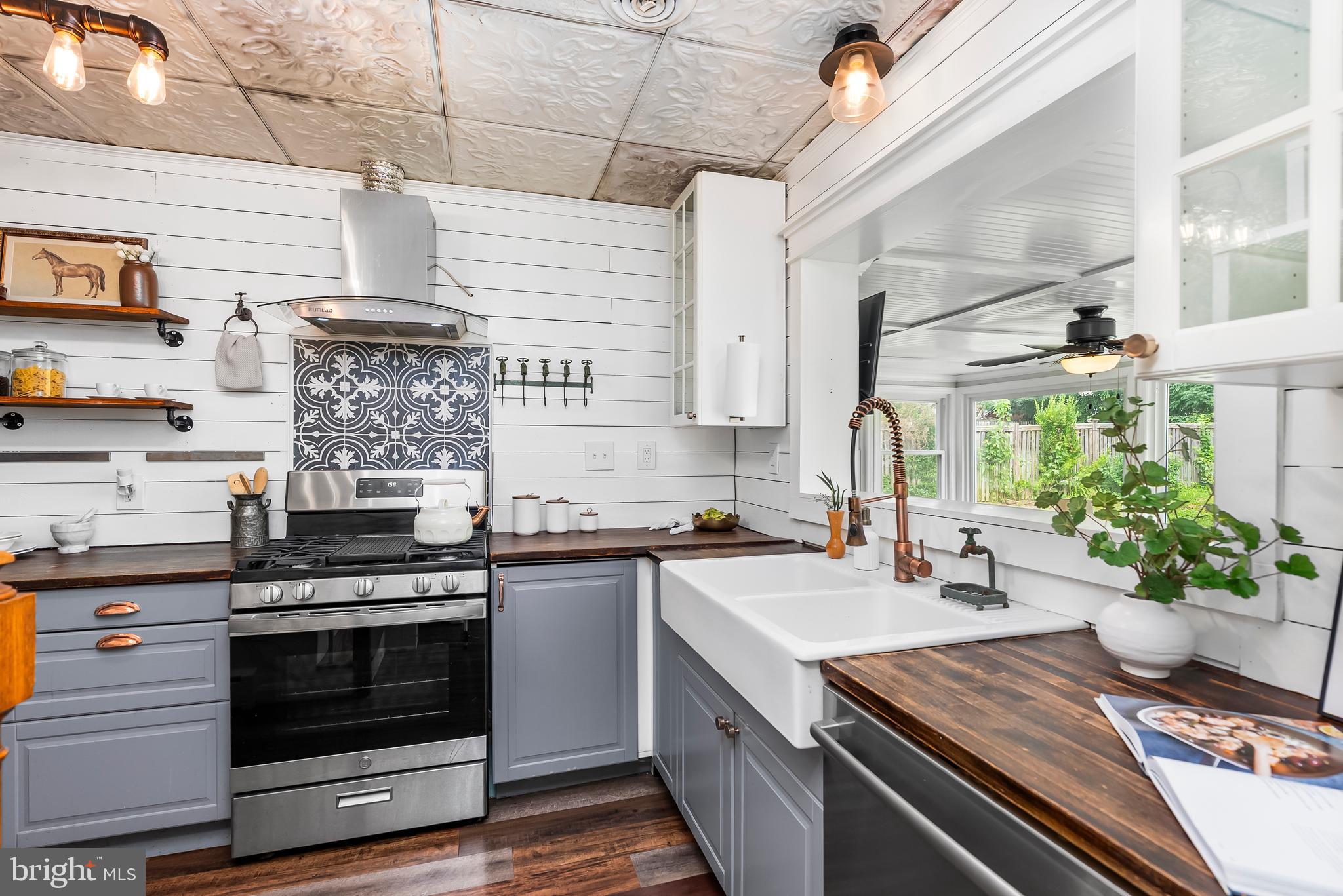 2111 Oak Lodge Road Baltimore, MD 21228 - Photo 19 of 39 Gallery Image 19
