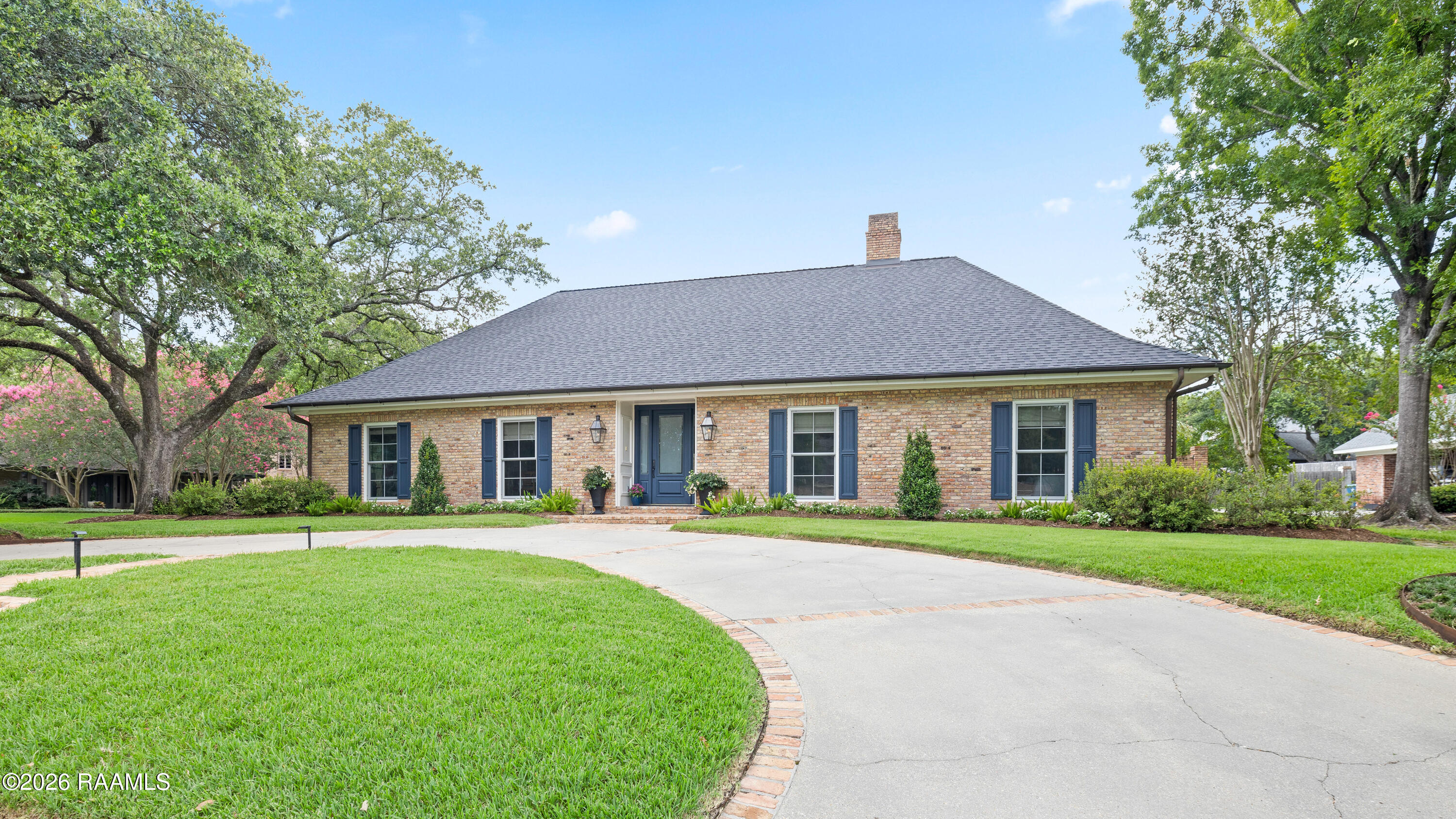 202 Stonehenge Road Lafayette, LA 70503 - Photo 3 of 60 Stonehenge-90