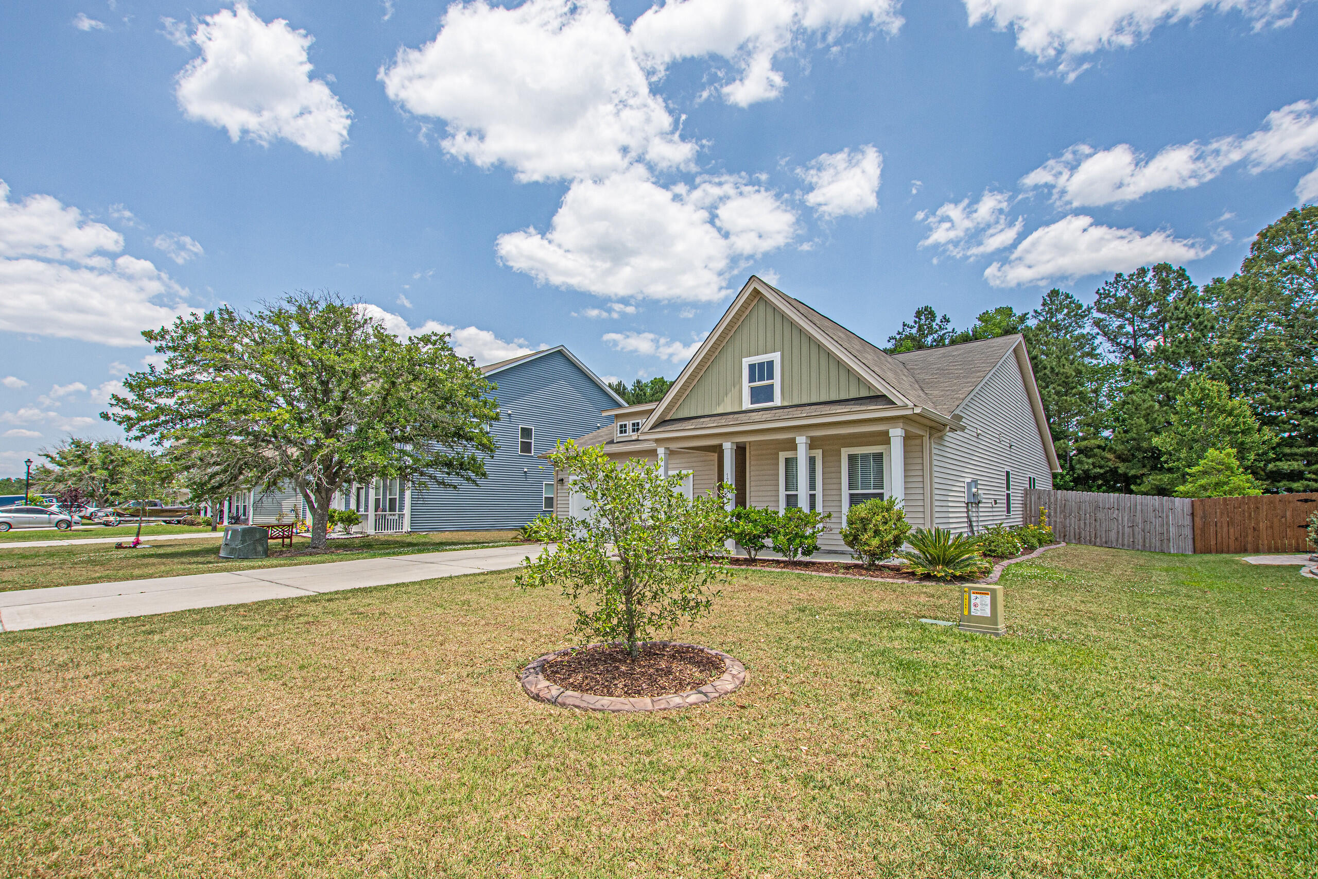 132 Cypress Plantation Road Moncks Corner, SC 29461 - Photo 4 of 38 i-MLMW36L-X5