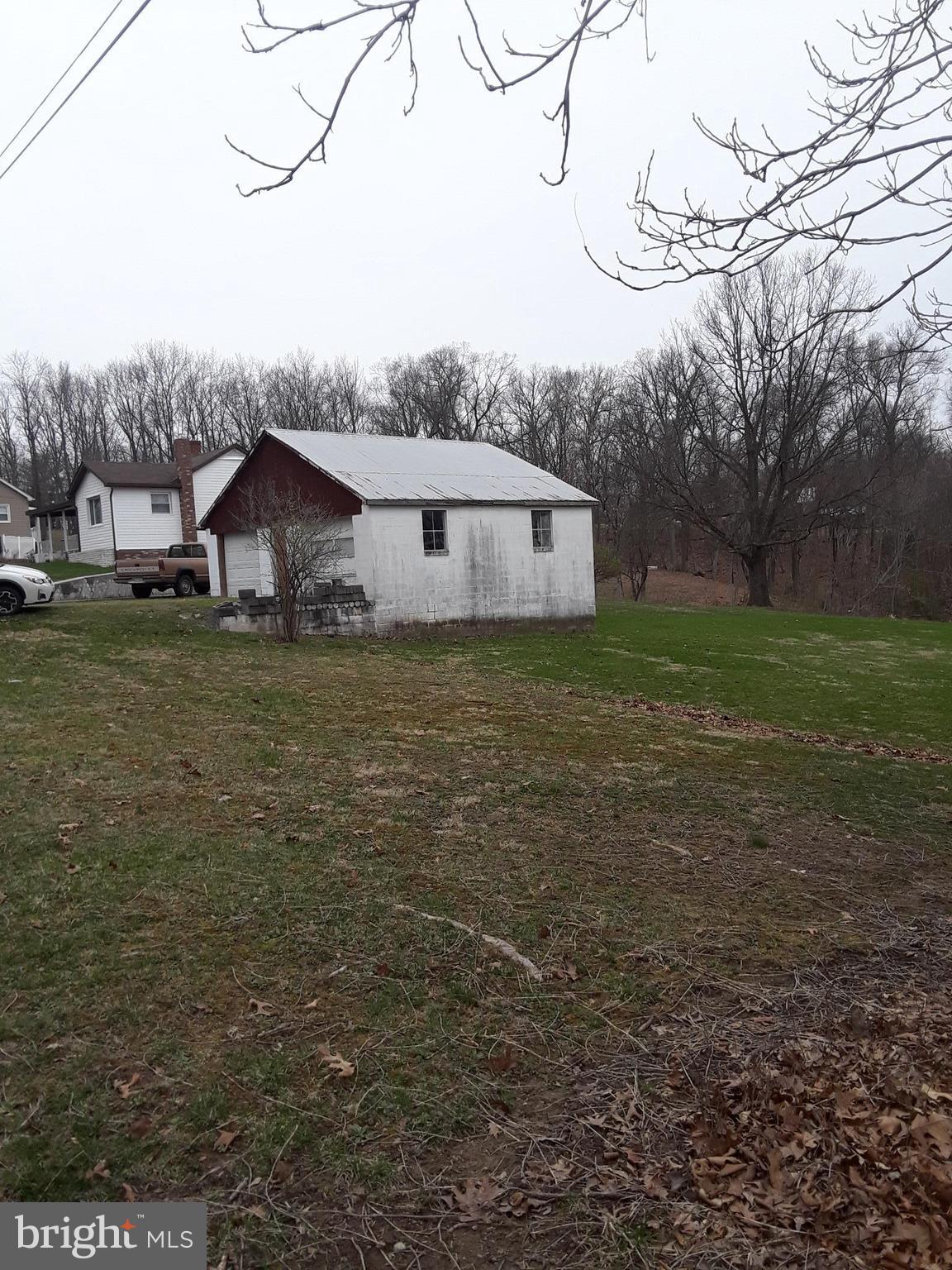 6114 Hess Road Hancock, MD 21750 - Photo 17 of 30 view from far street property corner