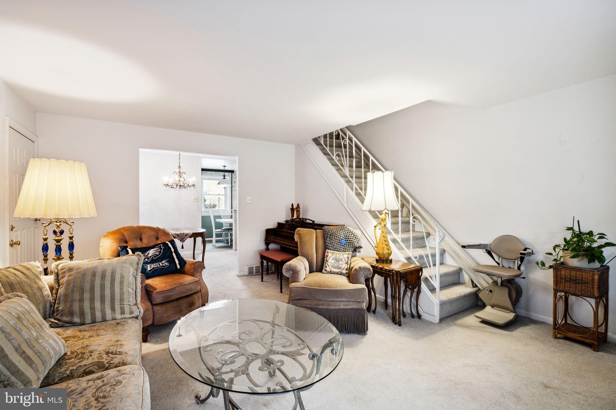 9967 Bridle Road Philadelphia, PA 19115 - Photo 4 of 25 Gallery Image 4