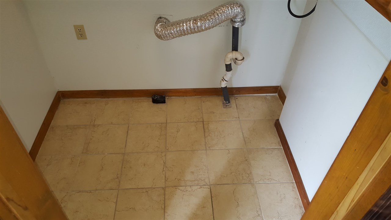 920 Edgar Street Evansville, IN 47710 - Photo 11 of 36