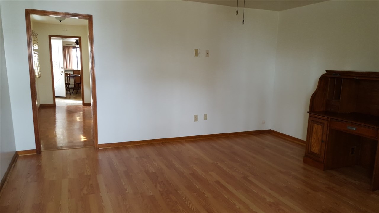 920 Edgar Street Evansville, IN 47710 - Photo 4 of 36