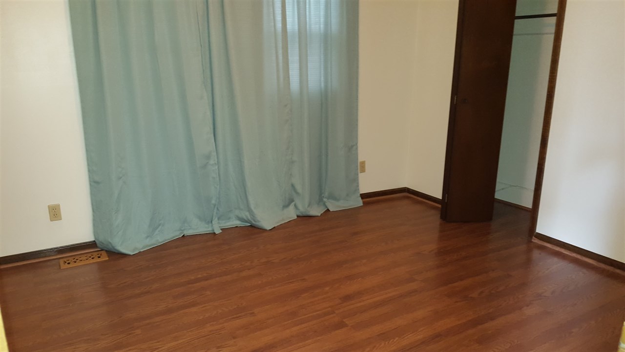 920 Edgar Street Evansville, IN 47710 - Photo 6 of 36