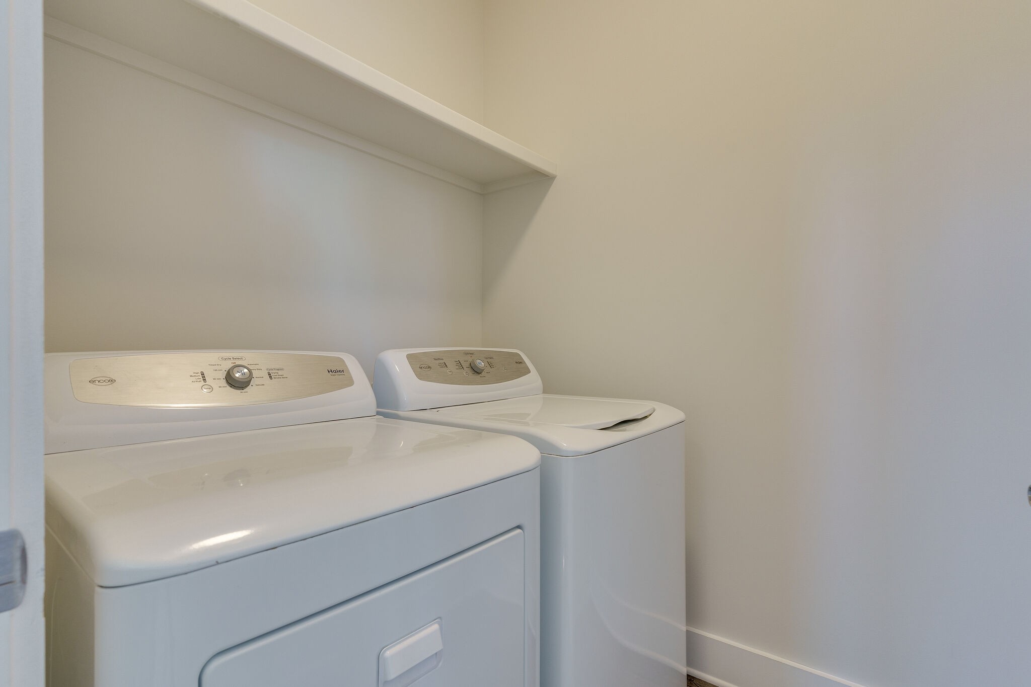 1711 Ridley Boulevard Nashville, TN 37203 - Photo 15 of 49 a utility room with dryer and washer