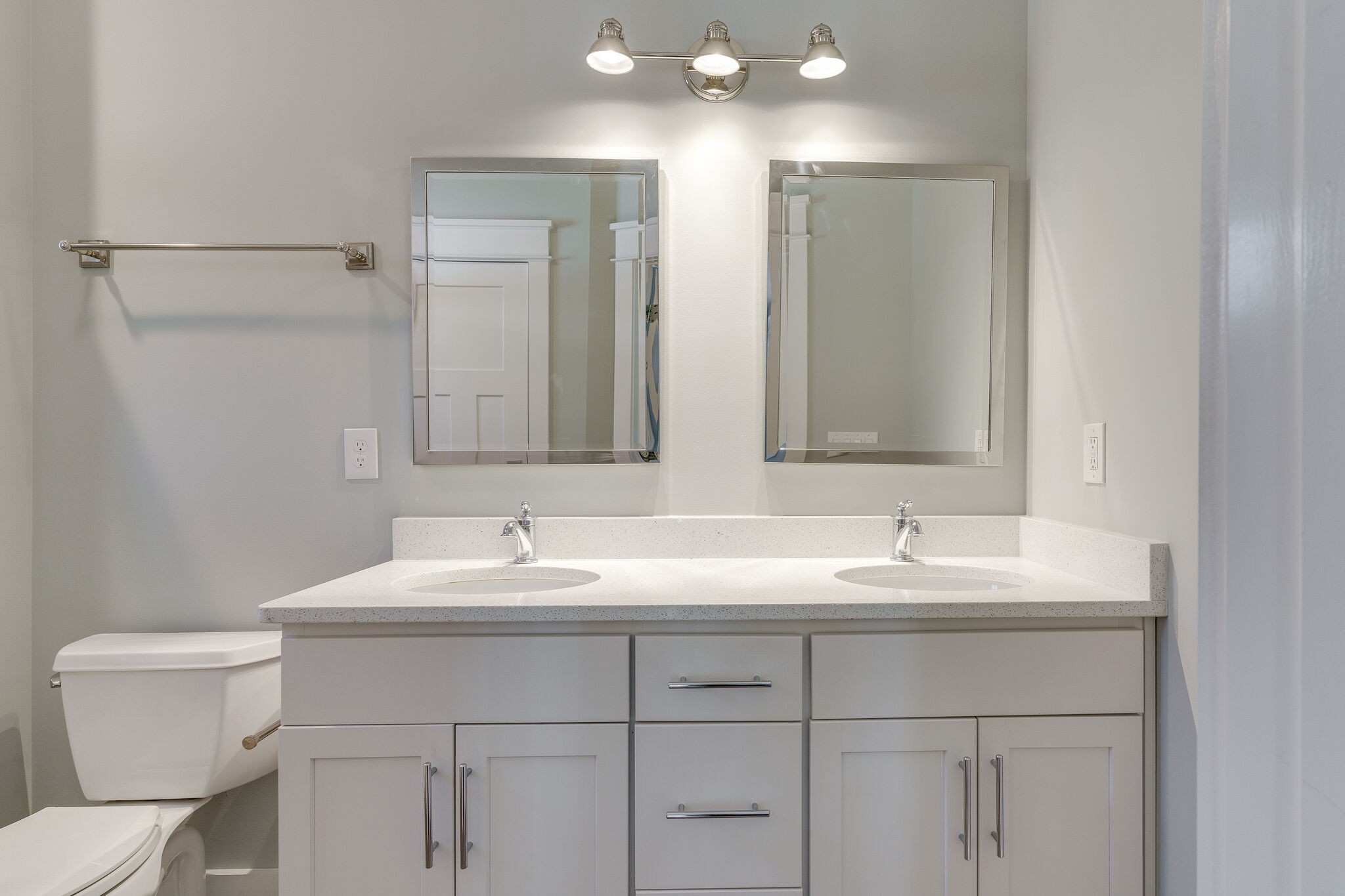 1711 Ridley Boulevard Nashville, TN 37203 - Photo 44 of 49 a bathroom with a sink and a toilet