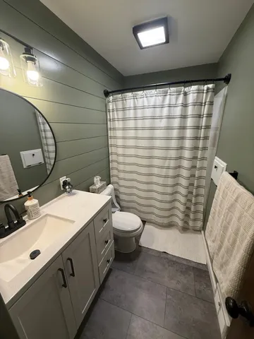 $184,900 | 505 West Van Dusen Street, Springfield, MN 56087