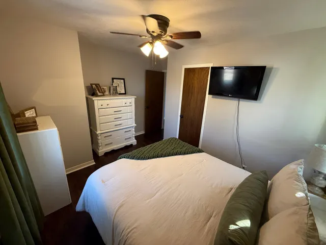 $184,900 | 505 West Van Dusen Street, Springfield, MN 56087