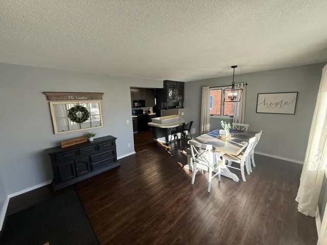 $184,900 | 505 West Van Dusen Street, Springfield, MN 56087