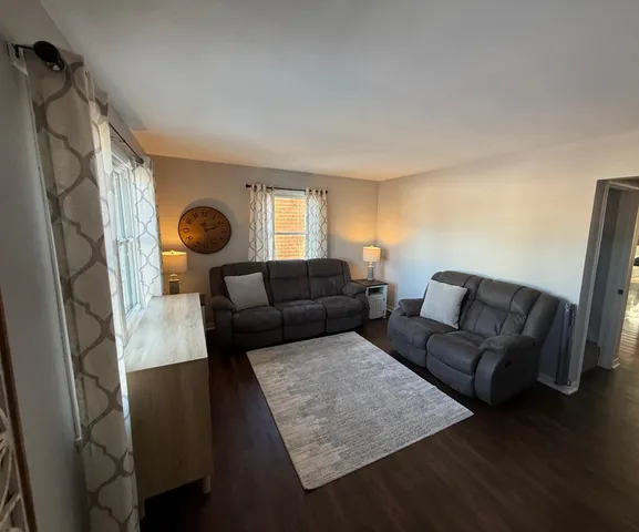 $184,900 | 505 West Van Dusen Street, Springfield, MN 56087