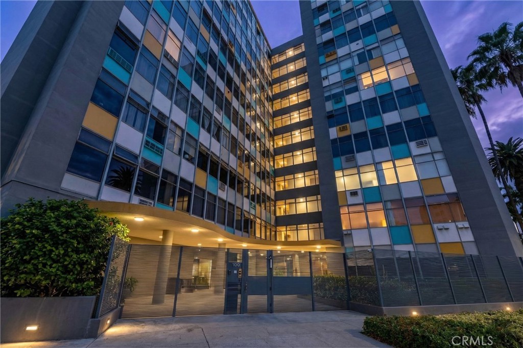 100 Atlantic Avenue, Unit 902 Long Beach, CA 90802 - Photo 22 of 28 a view of a building