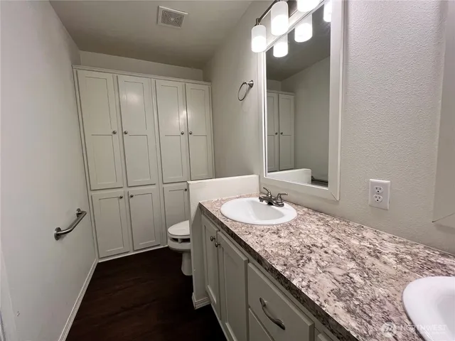 $110,000 | 2101 South 324th Street, Unit 98, Federal Way, WA 98003