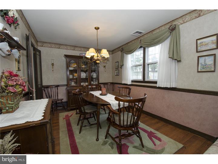 45 Laubert Road Conshohocken, PA 19428 - Photo 10 of 25 Dining Room