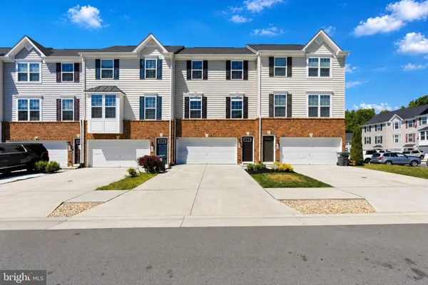 $489,900 | 602 Rolling Valley Drive, Fredericksburg, VA 22405