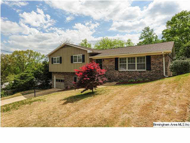 433 Ferncliff Drive Birmingham, AL 35213 - Photo 2 of 32