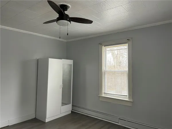$1,950 | 907 Bernon Street, Unit 1, Woonsocket, RI 02895