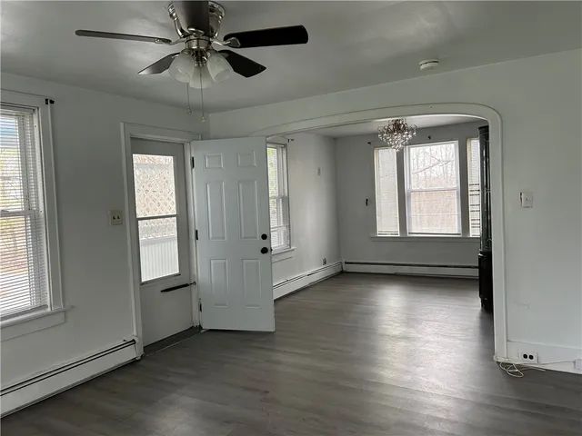 $1,950 | 907 Bernon Street, Unit 1, Woonsocket, RI 02895