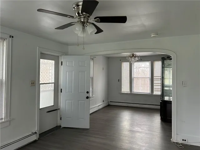 $1,950 | 907 Bernon Street, Unit 1, Woonsocket, RI 02895