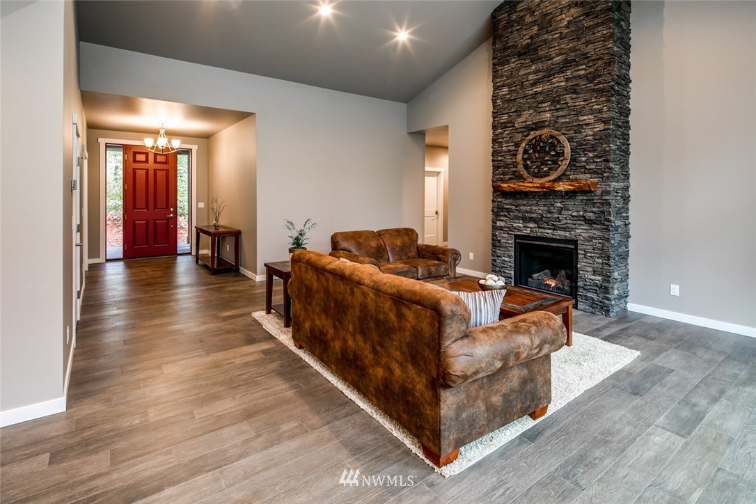 881 Palmer Road Bellingham, WA 98229 - Photo 4 of 25 Gallery Image 4