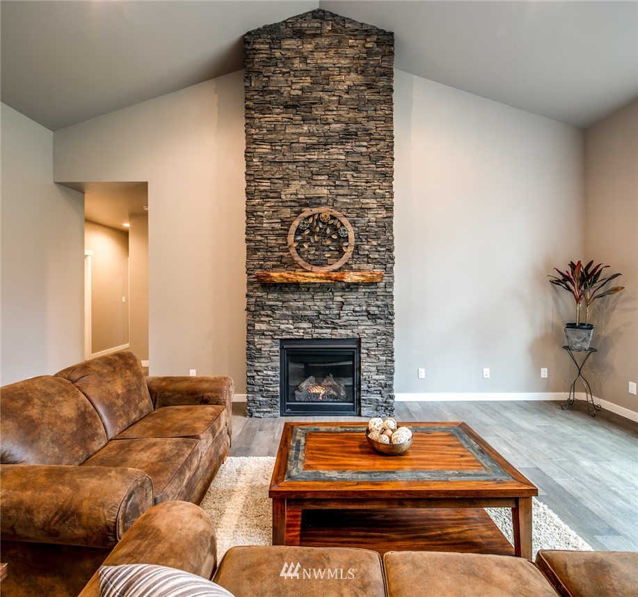 881 Palmer Road Bellingham, WA 98229 - Photo 6 of 25 Gallery Image 6