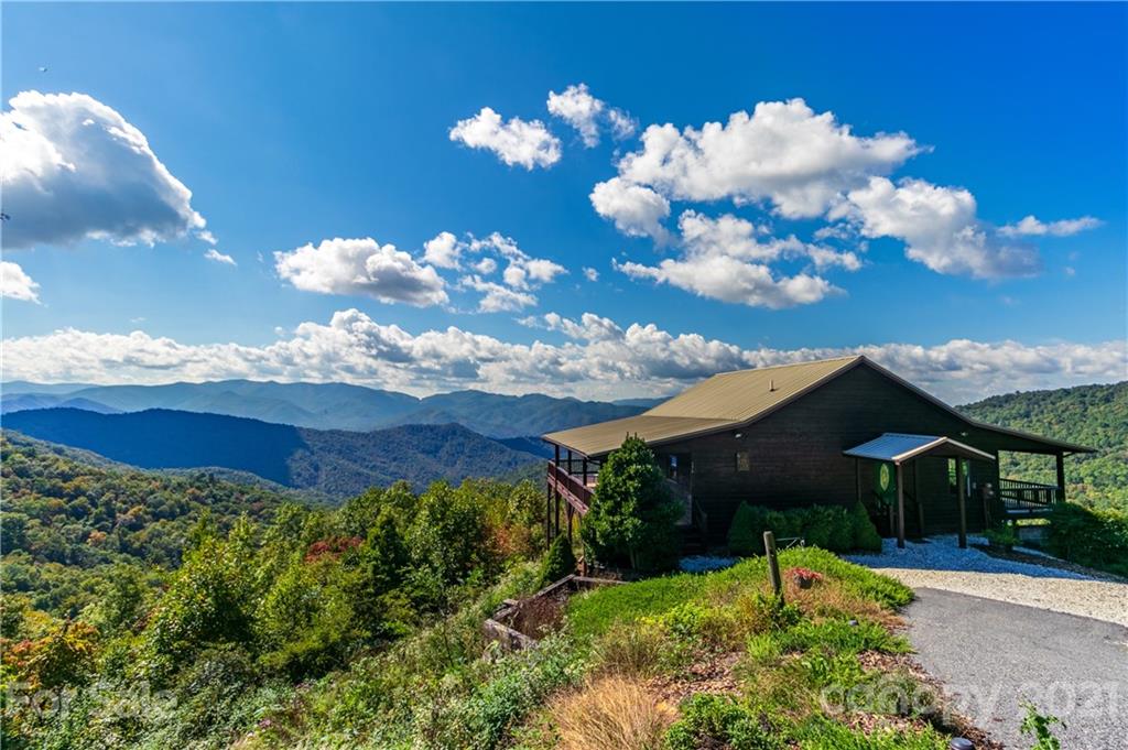 176 Owl View Road Bryson City, NC 28713 - Photo 2 of 41 Gallery Image 2
